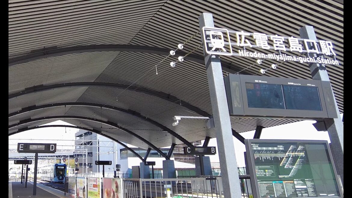 日本三景、安芸の宮島~前編~ Three Views of Japan, Miyajima in Aki -Part 1- 日本三景、安芸の宮島~前編~ Three Views of Japan, Miyajima in Aki -Part 1-