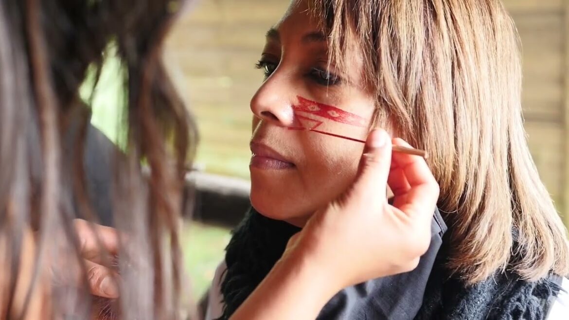 Traveling With Denella Ri'chard | S4 E1| Ecuador Traveling With Denella Ri'chard | S4 E1| Ecuador