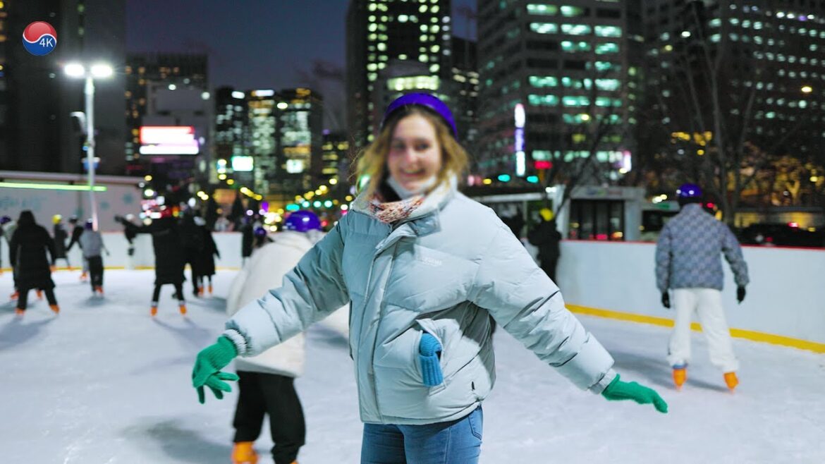 -11℃ 인파 가득한 서울광장 스케이트장, 단돈 1,000원! 3년만에 재개장, 서울광장 크리스마스 트리, 서울트래블워커 -11℃ 인파 가득한 서울광장 스케이트장, 단돈 1,000원! 3년만에 재개장, 서울광장 크리스마스 트리, 서울트래블워커