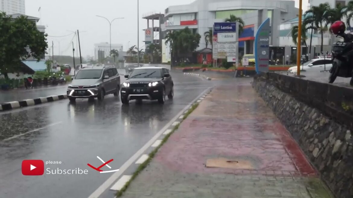 Batam Relaxed Walking Tour | Walking in the Rain 2022 Ep. 08 #rainwalk