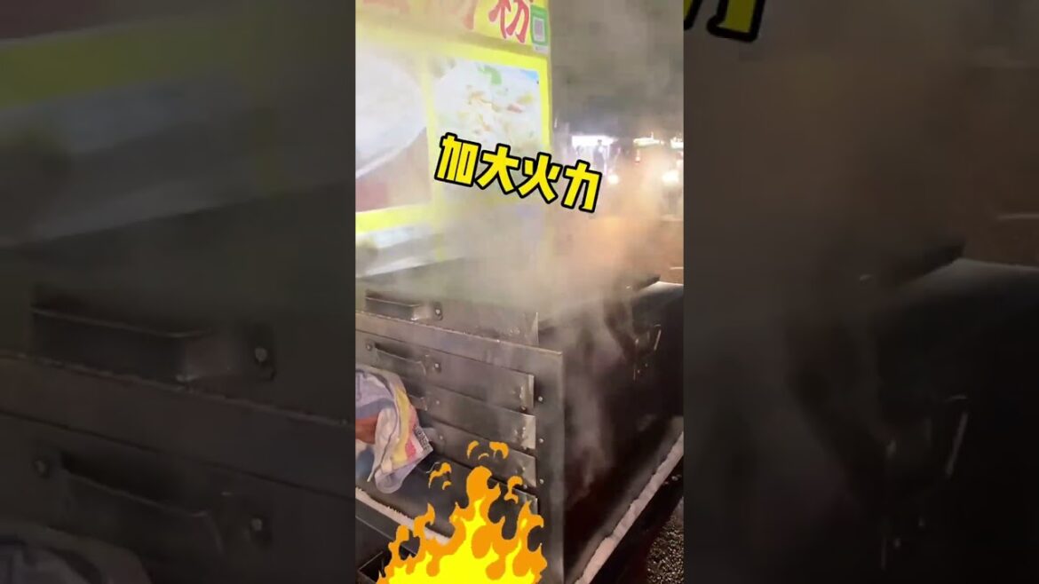 路邊流動腸粉攤，加蛋10元一份～#shorts #腸粉 #米线 #米粉 #肠粉 #嗦粉 #腸粉  #streetfood #chinastreetfood #chinafood