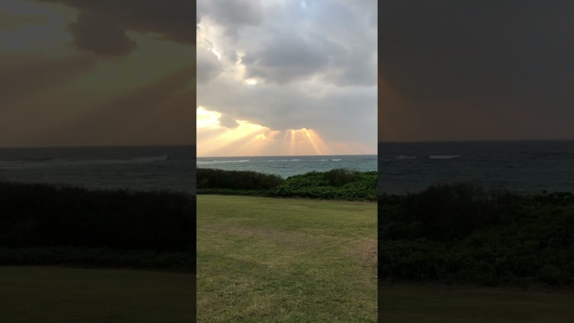 Jesus light 大自然的美 #日本 #vlog #shorts #沖繩自由行 Jesus light 大自然的美 #日本 #vlog #shorts #沖繩自由行