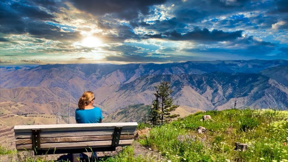 Discover What's So Special About Hells Canyon - One of Most Beautiful Places On Earth!