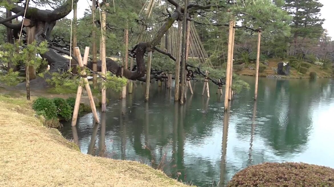 Kenrokuen Garden, Kanazawa: Stunning even in the Rain