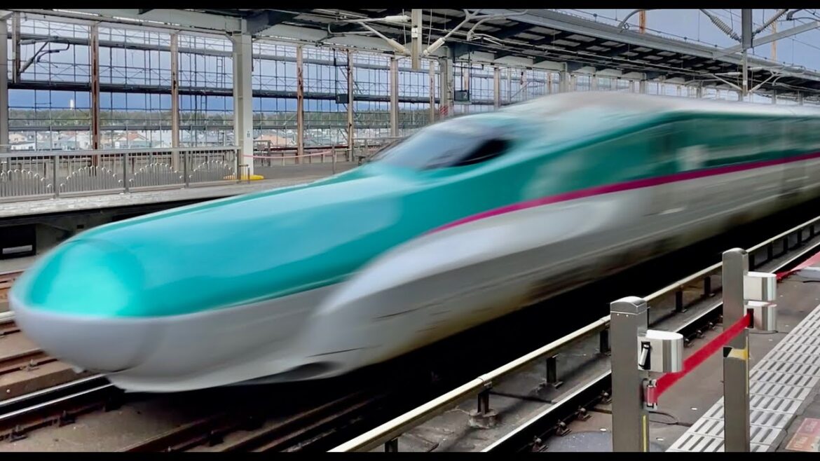 【東北新幹線】最高速度の時速320kmで通過する新幹線を体験