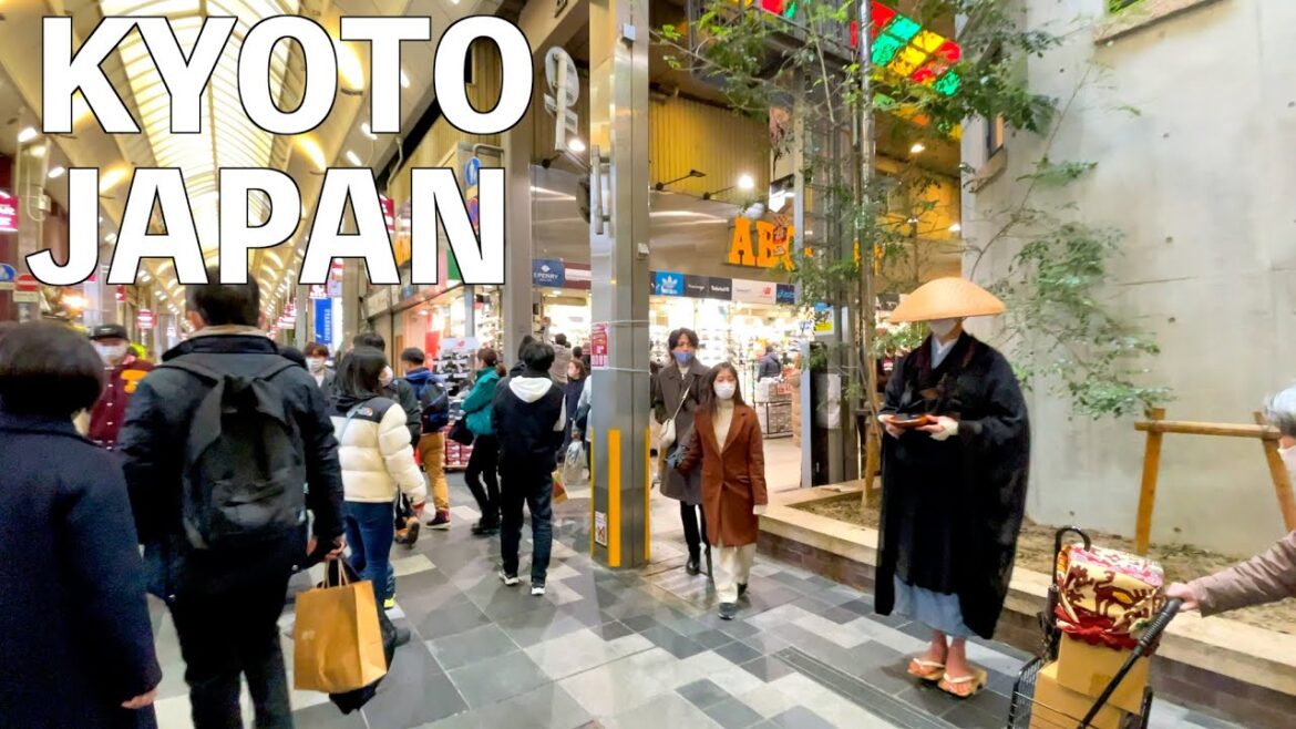 【4K】Kyoto Walking Tour at Christmas | JAPAN 2022 【4K】Kyoto Walking Tour at Christmas | JAPAN 2022