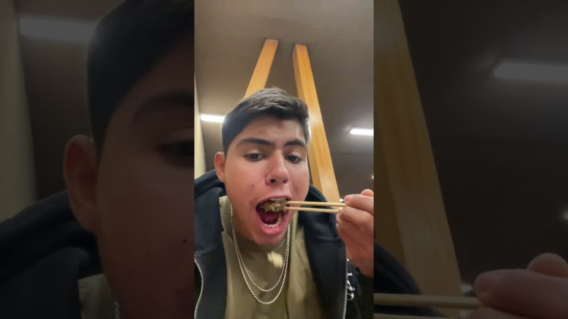 EEL IN TOKYO JAPAN!!