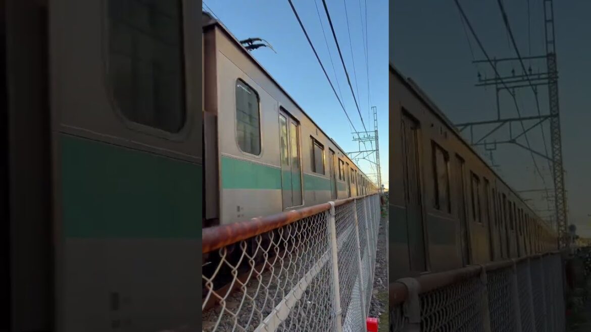 常磐線特急ひたちの電車が来たぞ！ 松戸市　The Joban Line Express Hitachi train is passing by! Woot! Matsudo city