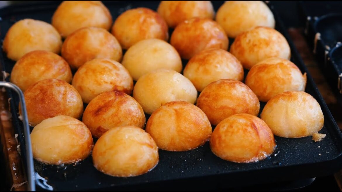 Takoyaki - Japanese Street Food in Thailand Style