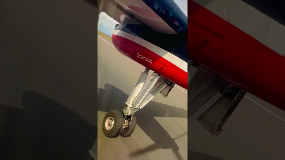 Landing Gear View Of Butter Landing Onboard Ravn Alaska Dash 8! #Shorts Landing Gear View Of Butter Landing Onboard Ravn Alaska Dash 8! #Shorts
