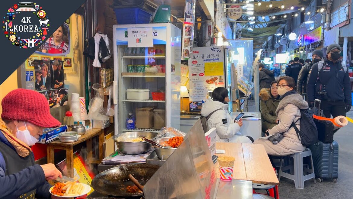 🌨❄ Snowy Day, Korean food of Seochon Tongin Market and Surrounding Alley | 4K KOREA | Dec.2022