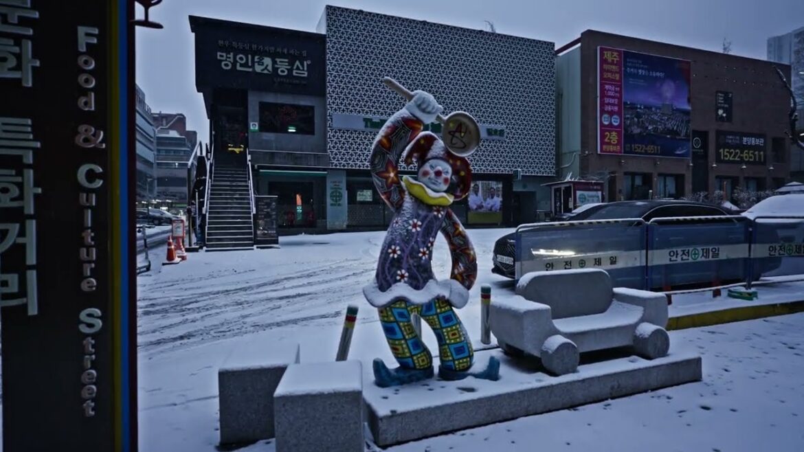 Snowy Morning Walk at Gangnam Neighborhood | Snow Sound | 4K