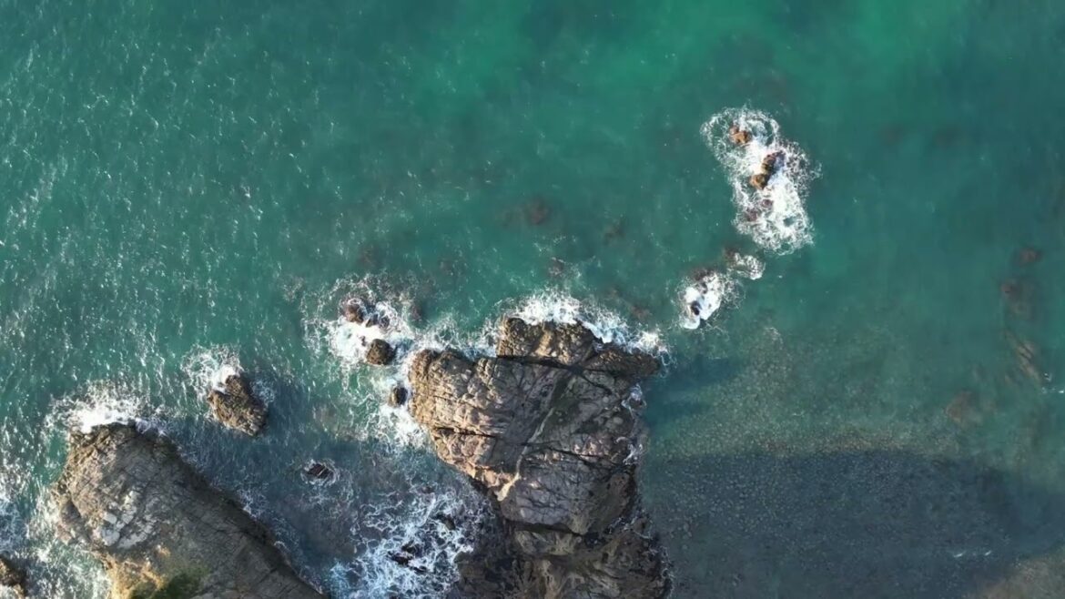 【作業用BGV・BGM / 日本の自然風景】岩石・波 / 福岡・福津 / 日本の空から / From the sky of Japan vol.10