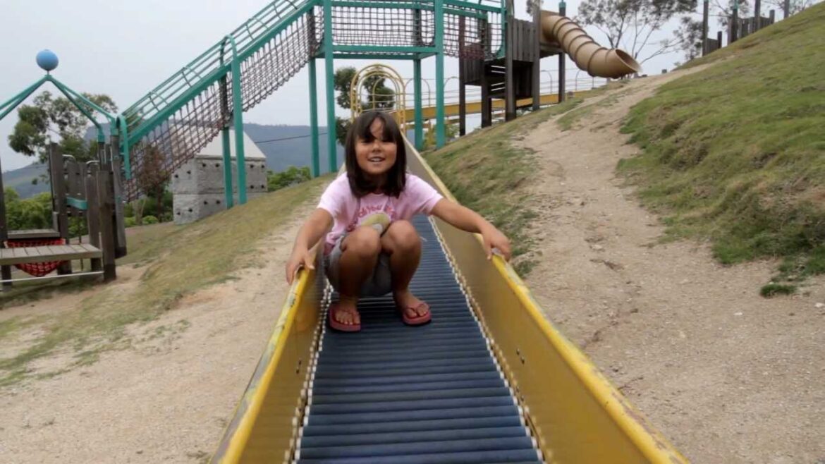 Travel Japan - Roller Conveyor Slide