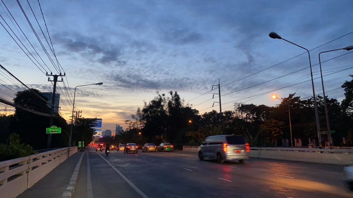 【🇹🇭生LIVE配信】早朝ぷらぷらっとバンコク！バンコク徘徊しながら朝ごはんライブ！2022年12月26日月曜日