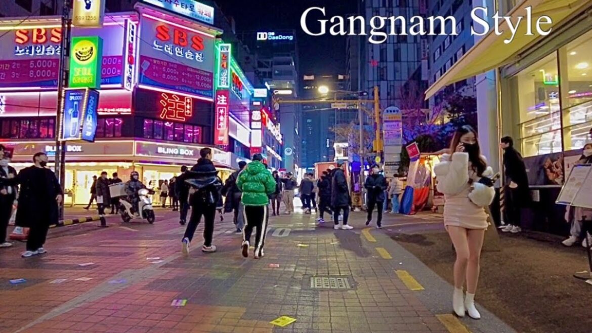 Walking in Gangnam street - Street fashion - Walking Tour SEOUL KOREA