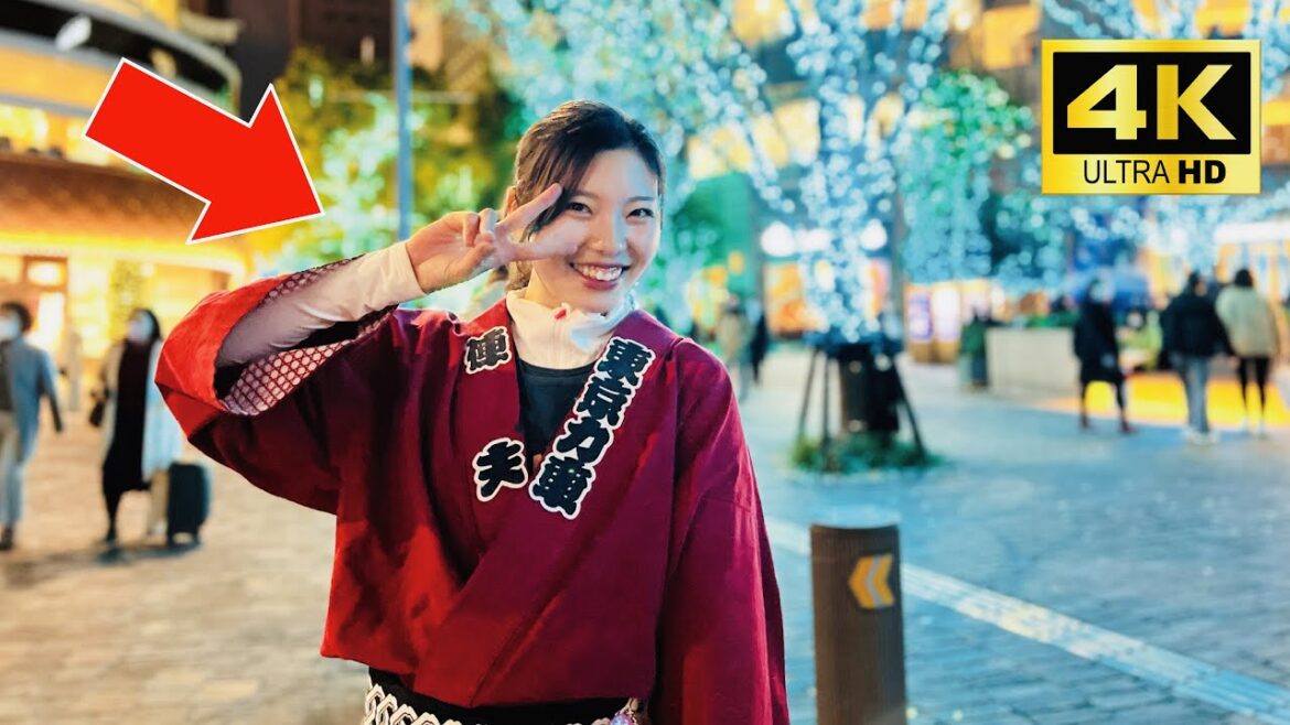 A cute Japanese girl Rie-chan guided me around the Christmas illuminations by rickshaw🎄| Tokyo A cute Japanese girl Rie-chan guided me around the Christmas illuminations by rickshaw🎄| Tokyo