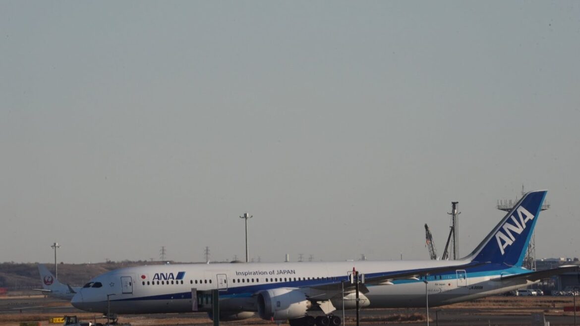 Haneda Airport Live Stream JAN 1st 2023 with ATC