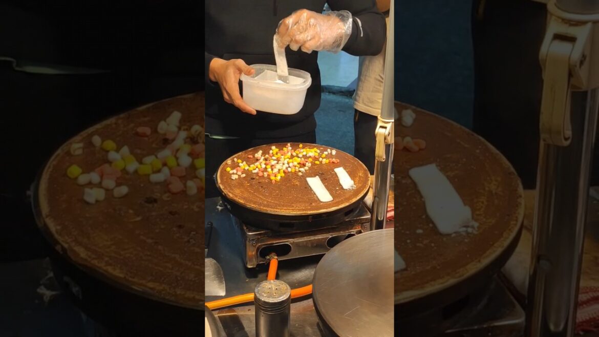 Taiwanese Street Food: Crispy Crepe Taiwanese Street Food: Crispy Crepe