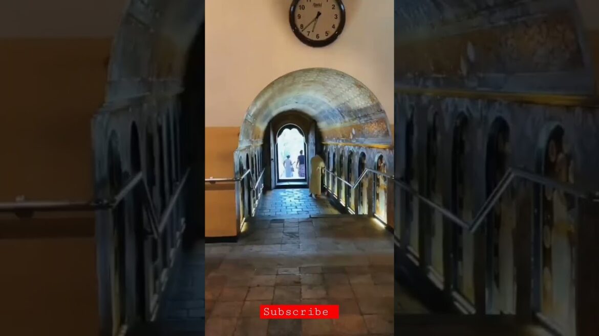 Kandy Dalada Palace is the most important place in Ashita 💕🤟 #shorts #youtubeshorts #vairalshorts Kandy Dalada Palace is the most important place in Ashita 💕🤟 #shorts #youtubeshorts #vairalshorts