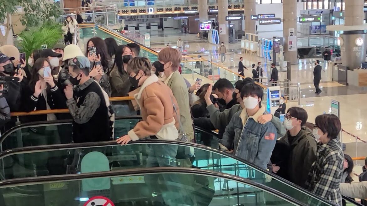 Treasure(트레저) Departure for Japan