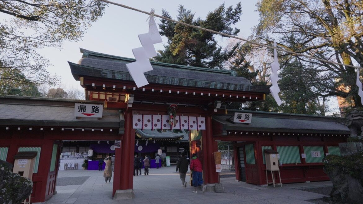 2023年 早朝のお詣り| 大國魂神社 | Sony FX30, E11mm F1.8