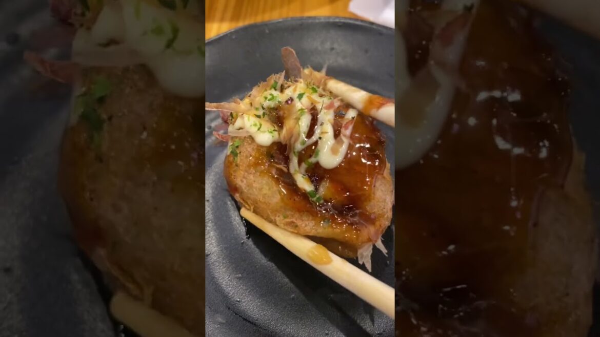 TAKOYAKI is the best food in Osaka JAPAN!!!!