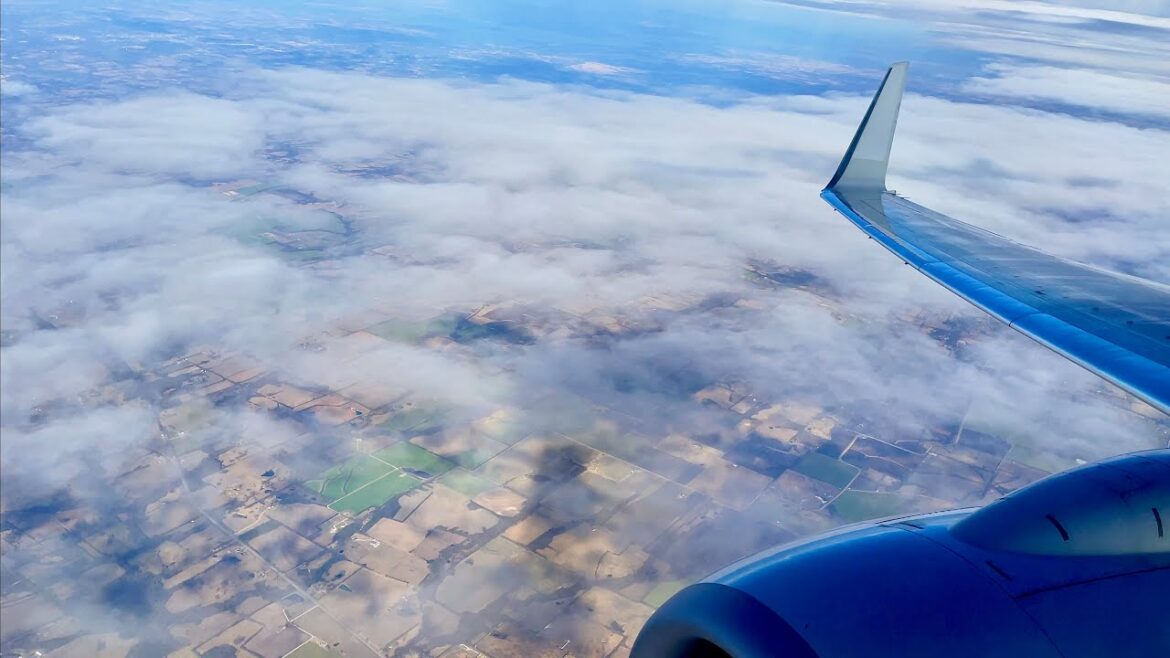 [4K] – Clouds Give Way & Butter DFW Landing – American – Boeing 737-800 – N945NN – SCS Ep. 848