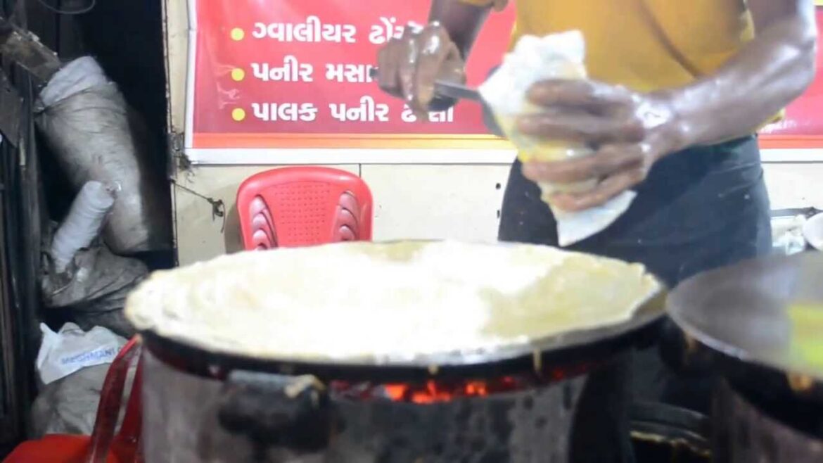 Gwalior Dosa - Manek Chowk, Ahmedabad, India