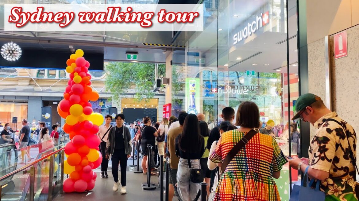 Walking tour around Sydney CBD on Black Friday from Market Street | Sydney, Australia Nov 2022