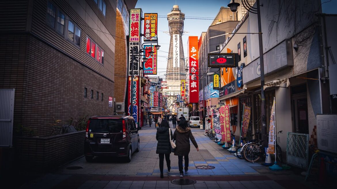 [4K HDR] Shin Sekai in Osaka, Retro Japanese Town Walk
