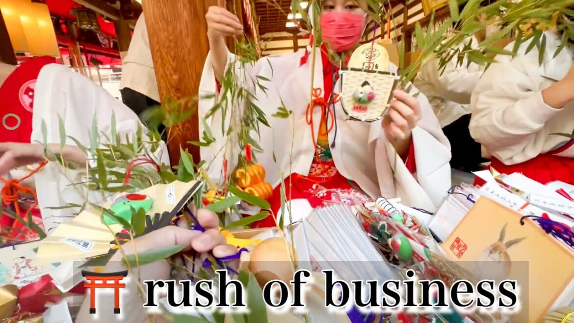 ⛩Japanese go to worship the god of business prosperity again this year.💰Popular tourist attractions