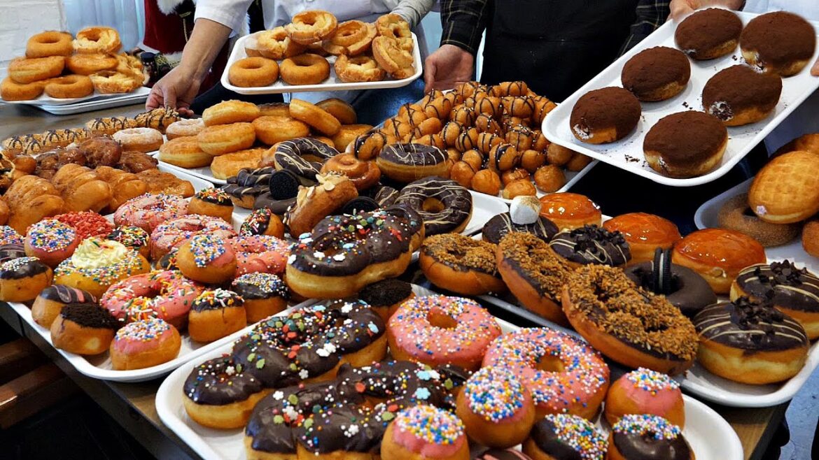 미국에서 도넛 경력 30년! 반죽의 마술사가 만든? 역대급 미친퀄리티 수제도넛 / American Original donuts Master / Korean street food 미국에서 도넛 경력 30년! 반죽의 마술사가 만든? 역대급 미친퀄리티 수제도넛 / American Original donuts Master / Korean street food