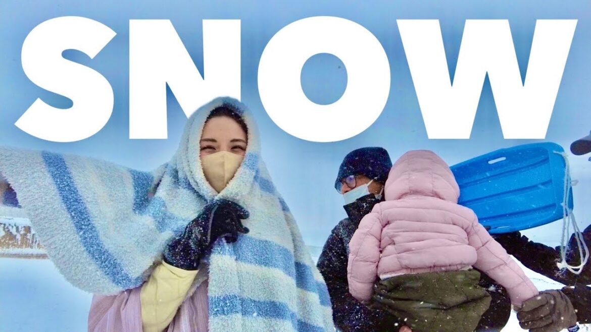 Filming a Commercial for Japan's No.1 Airline! Family Travel Vlog in heavy snow Filming a Commercial for Japan's No.1 Airline! Family Travel Vlog in heavy snow