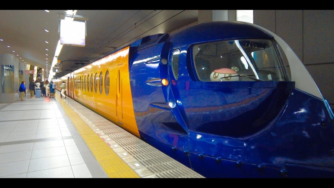 Riding Japan’s Airport Express SUPER SEAT 🚄 Nankai Rapi:t