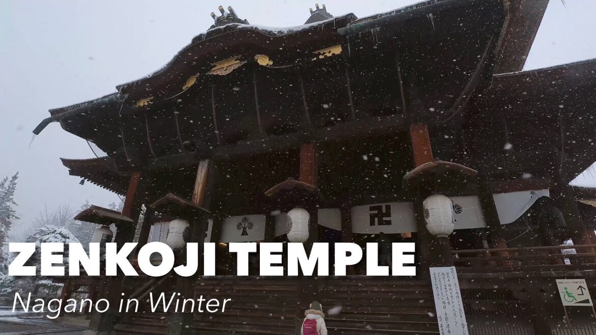 Things to do in Japan - Walking around Zenkoji Temple Nagano Winter