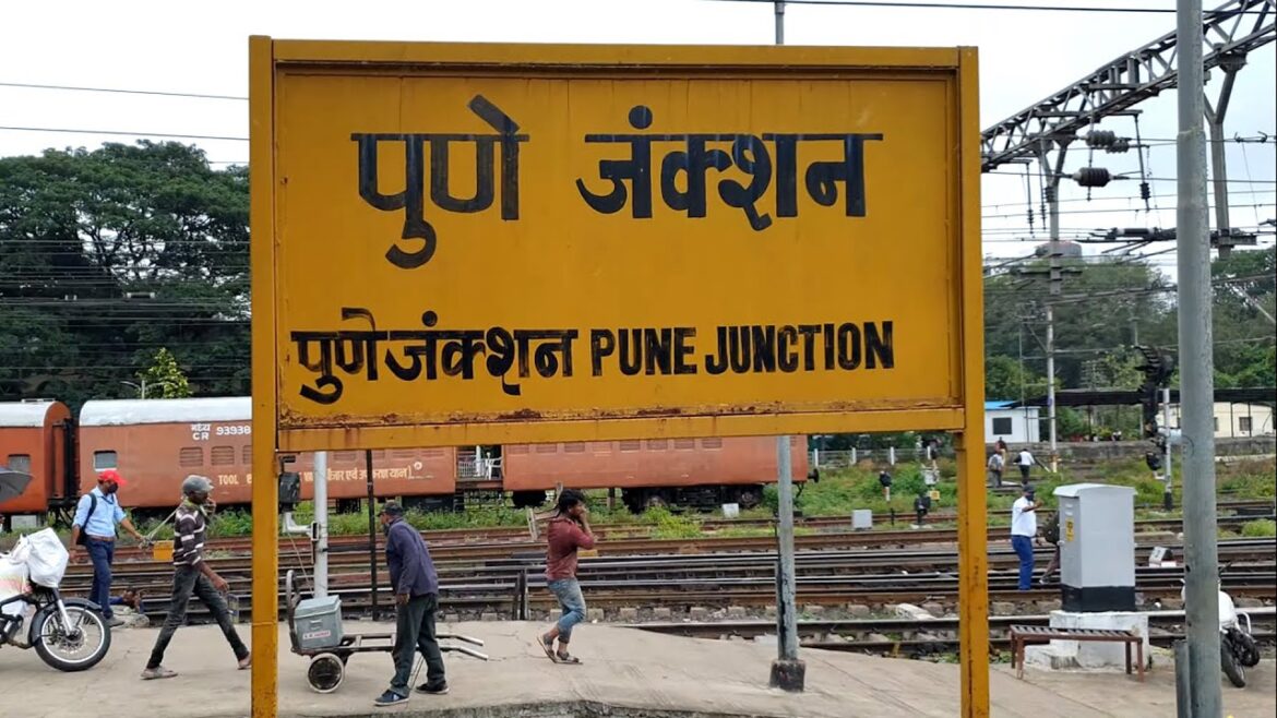 Pune Junction railway station Maharashtra, Indian Railways Video in 4k ultra HD Pune Junction railway station Maharashtra, Indian Railways Video in 4k ultra HD