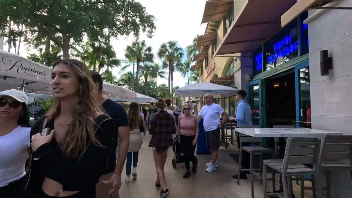 4K Miami Beach Walk. Walking Tour of Miami Beach, Florida. 4K Miami Beach Walk. Walking Tour of Miami Beach, Florida.