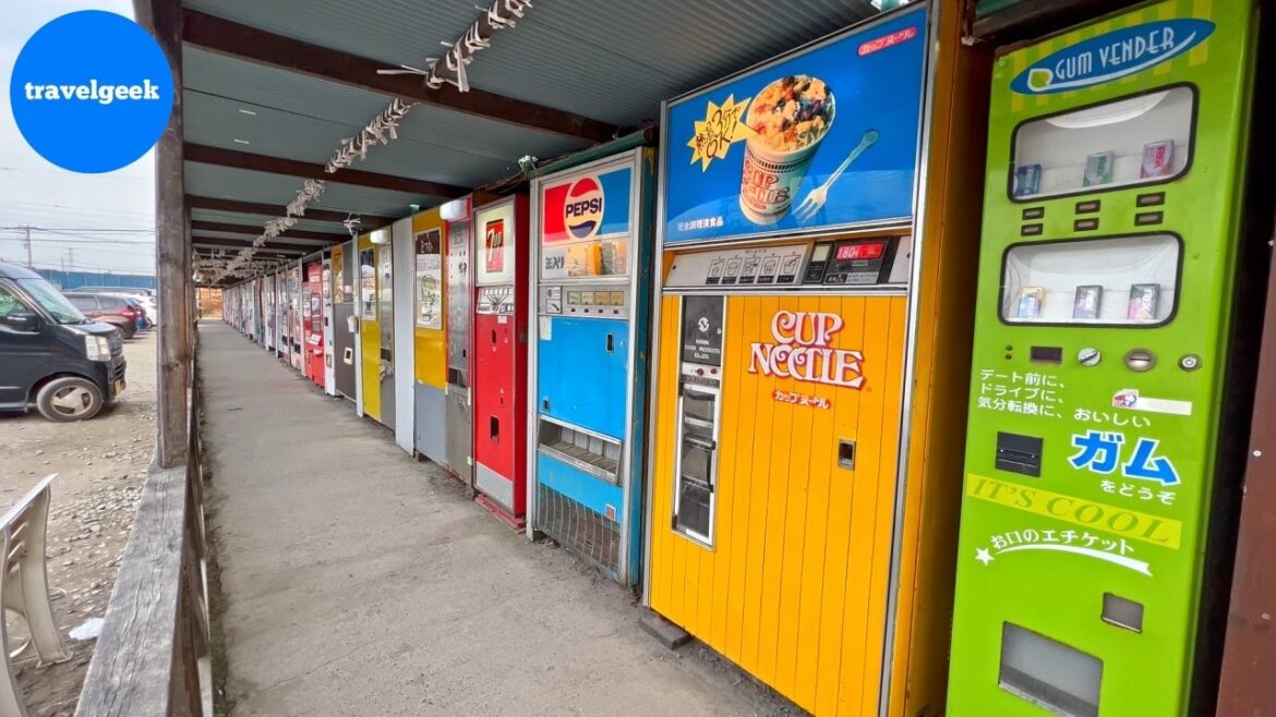 Visiting World's Largest Vending Machine Restaurant in Japan | 105 Machines