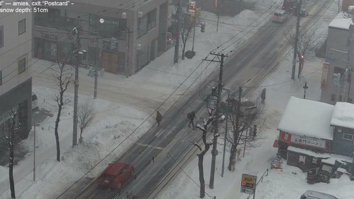 Snowstorm in Sapporo disabling snow removal for 10 minutes | January 18, 2023