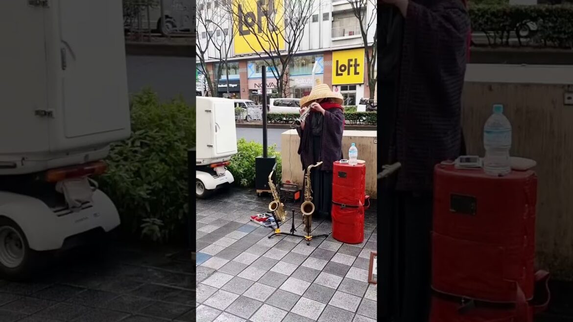 STREET CONCERT MUSICIAN NAGOYA JAPAN