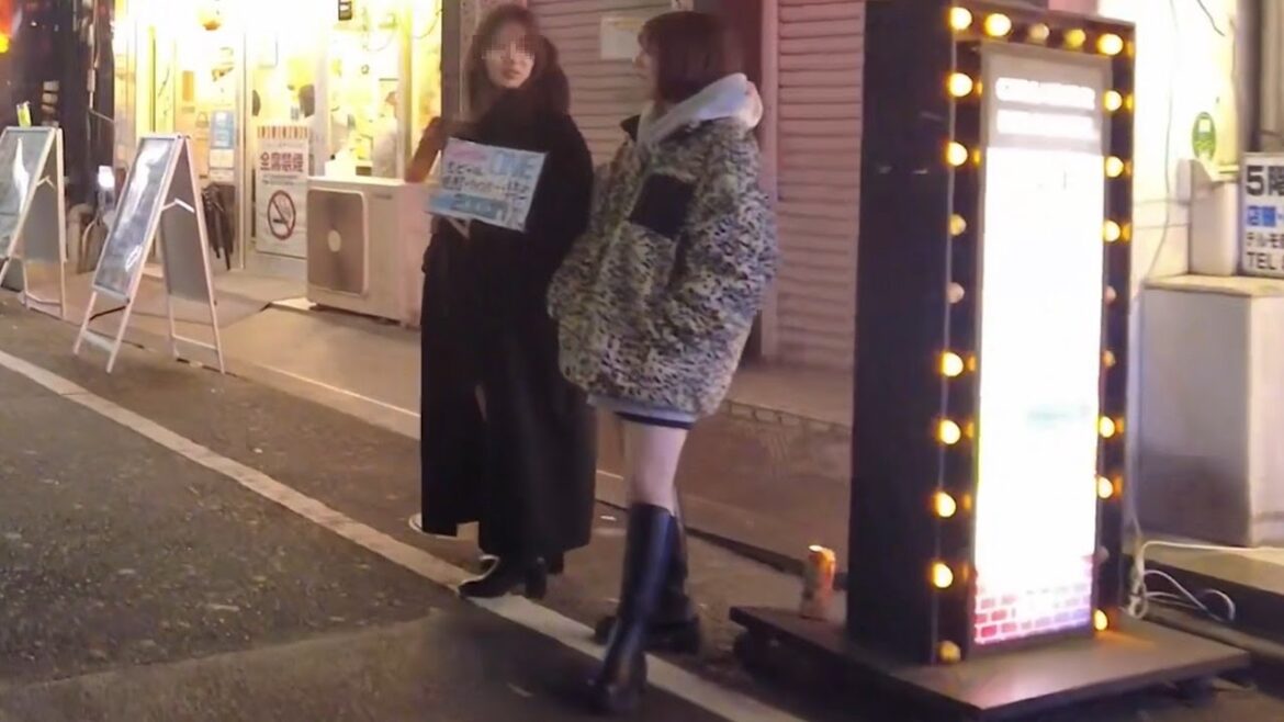 4K 60, Tokyo Shinjuku Kabukicho at midnight, Red light area district | Japan walk, Nightlife, Trip