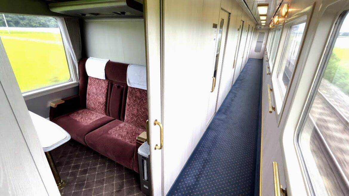 Riding Japan's Retro Compartment Room Train / Express Train "Spacia"
