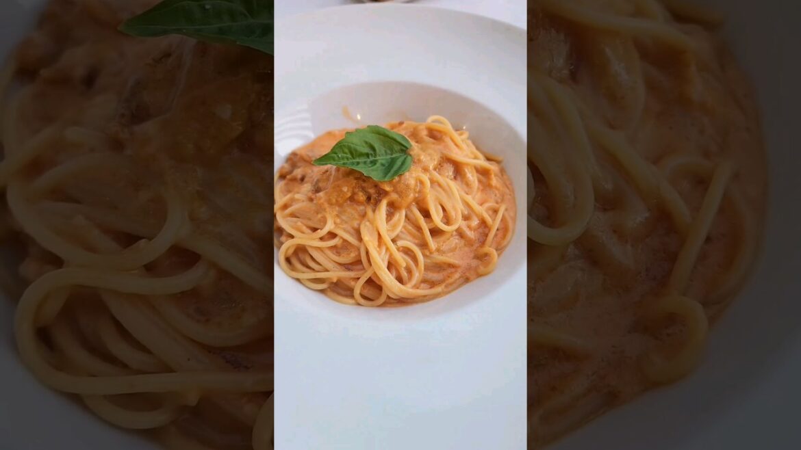 Best uni pasta in Hawaii at Arancino Kahala. Have you tried Uni aka Sea Urchin Pasta? #Uni #Pasta Best uni pasta in Hawaii at Arancino Kahala. Have you tried Uni aka Sea Urchin Pasta? #Uni #Pasta