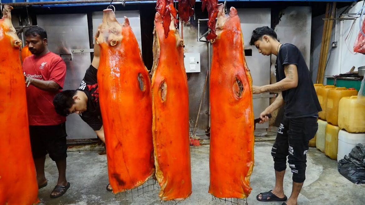 POPULAR! Chinese BBQ Masters ROAST 100 WHOLE PIGS Daily for 50 YEARS Tastiest CRISPY PORK BELLY Skin