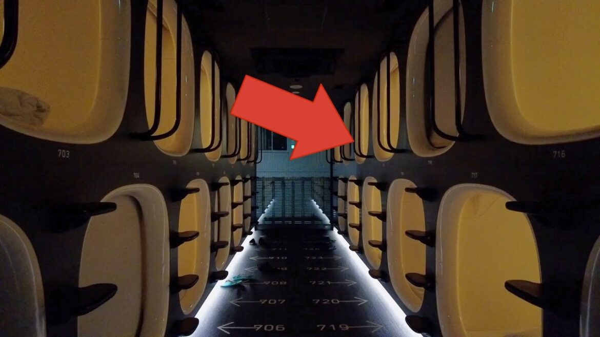 Staying at Japan's futuristic capsule hotel in after watching a soccer game | 9hours Nagoya| AS Roma
