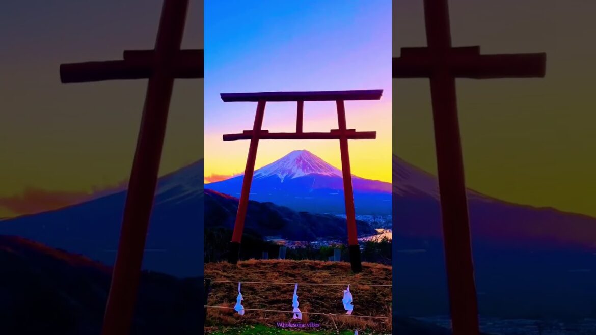 Mountain Fuji 🗻in Japan 🇯🇵#shorts#viral Mountain Fuji 🗻in Japan 🇯🇵#shorts#viral
