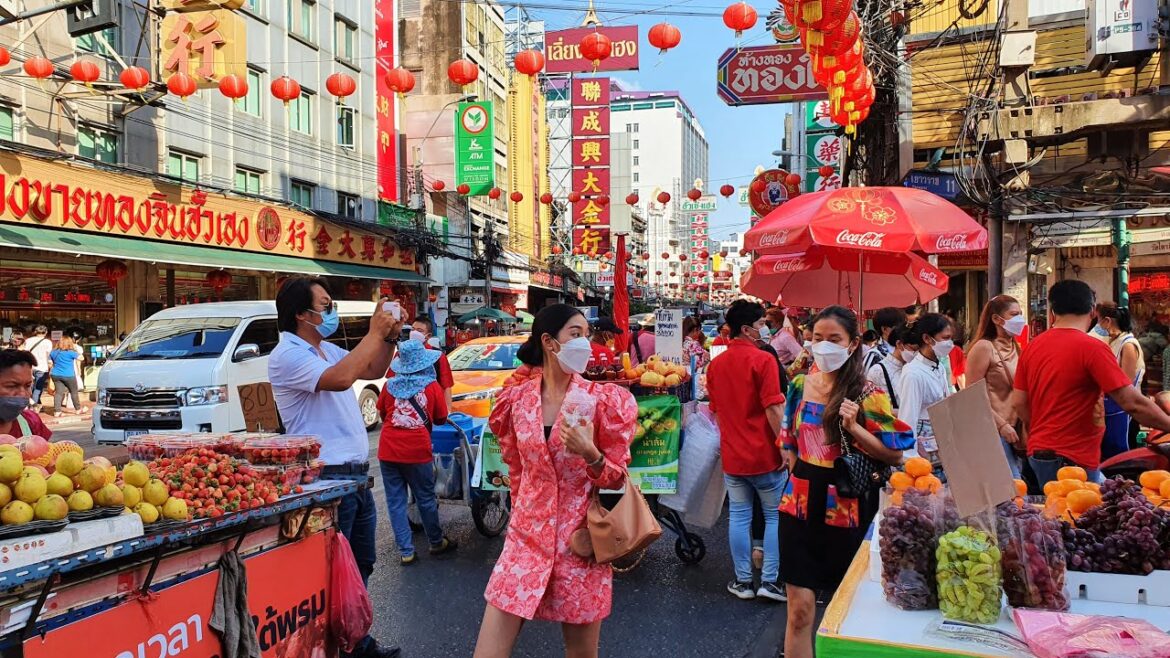 Chinese New Year Walk in Bangkok's Chinatown Yaowarat Road • 4K Thailand Chinese New Year Walk in Bangkok's Chinatown Yaowarat Road • 4K Thailand