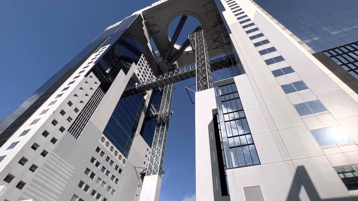 Umeda Sky Building (Hanging Garden Observation Deck) | osaka-guide