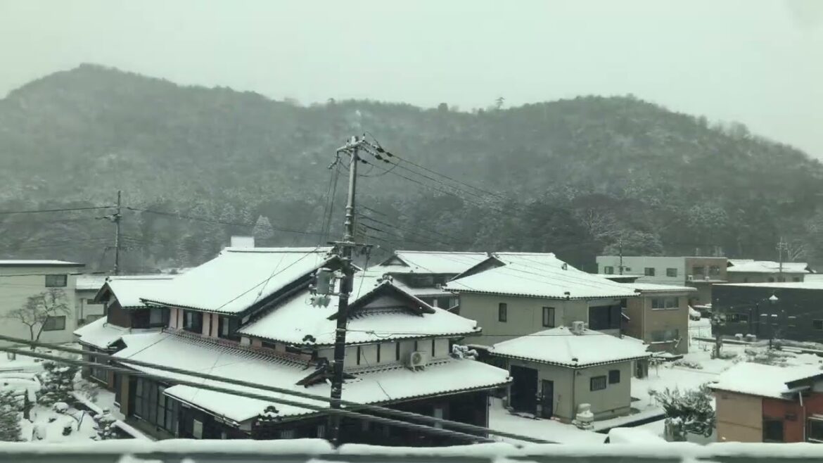 Even The Mighty Shinkansen Nozomi Slows Down for Snow Between Nagoya and Kyoto